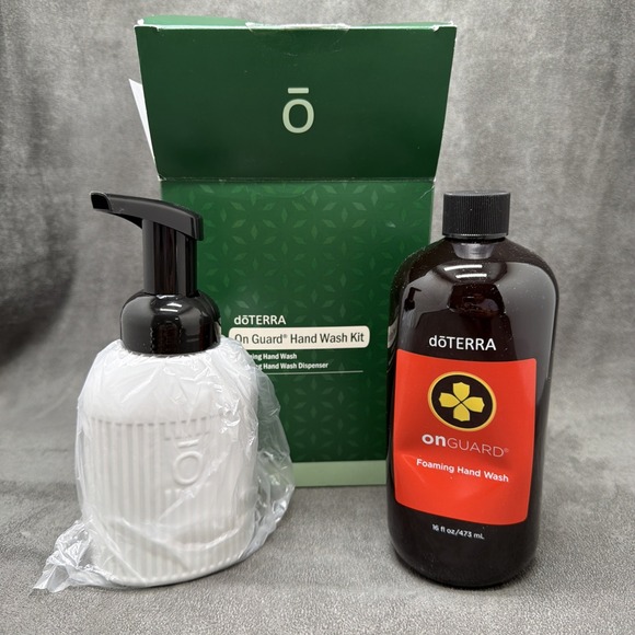 Doterra Other - Doterra On Guard Foaming Hand Wash Kit Soap Dispenser Pump & Wash 16fl oz